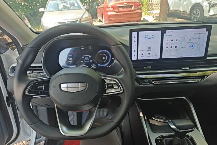 GEELY Emgrand 2024 car image #10