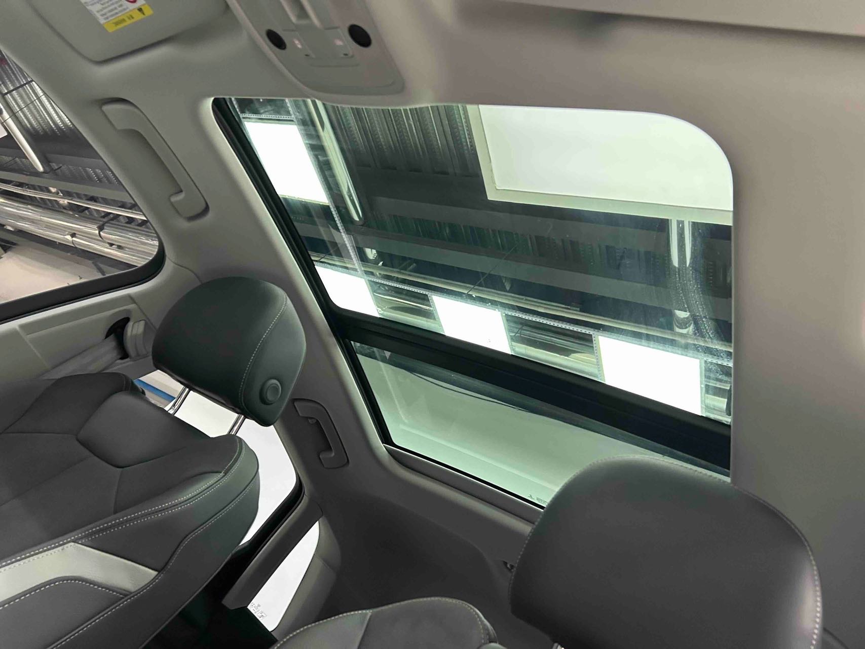 Audi Q3 2022 car image #7