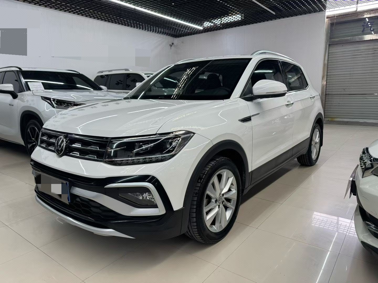 Volkswagen T-Cross 2021 car image 