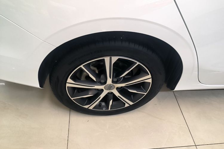 GEELY Emgrand 2022 #7 GEELY Emgrand 2022 car image #7
