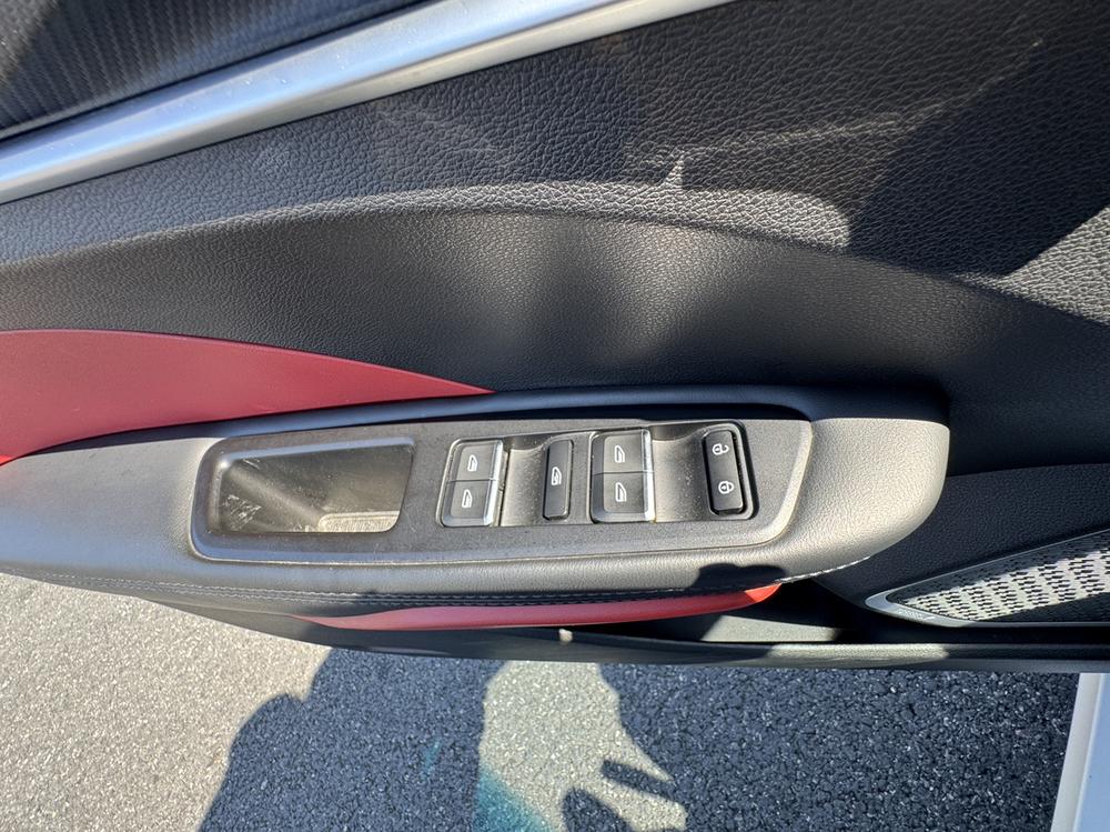 GEELY Binray 2021 car image #7