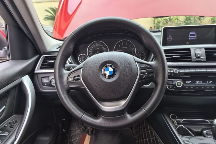 BMW 3 Series 2017 #11 BMW 3 Series 2017 car image #11