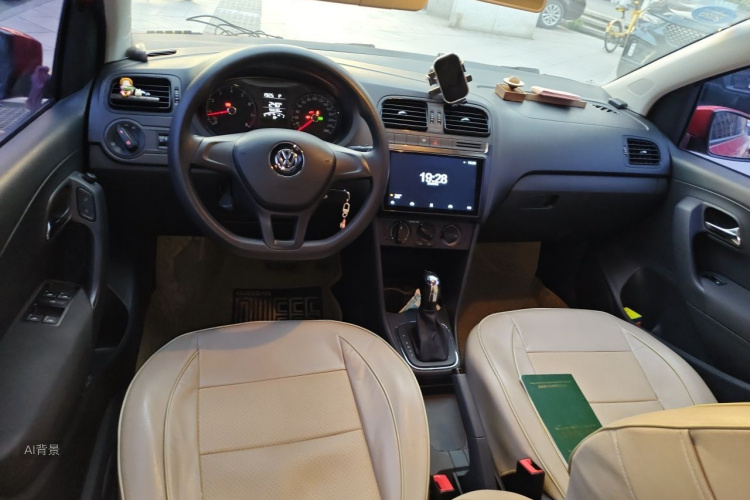 Volkswagen Polo 2018 #11 Volkswagen Polo 2018 car image #11