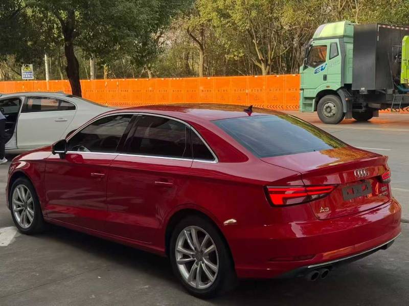 Audi A3 2019 car image #5