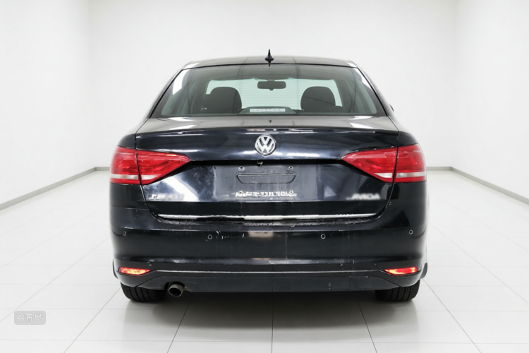 Volkswagen Lavida 2017 car image #4