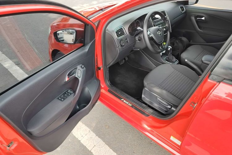 Volkswagen Polo 2018 immagine di auto #12