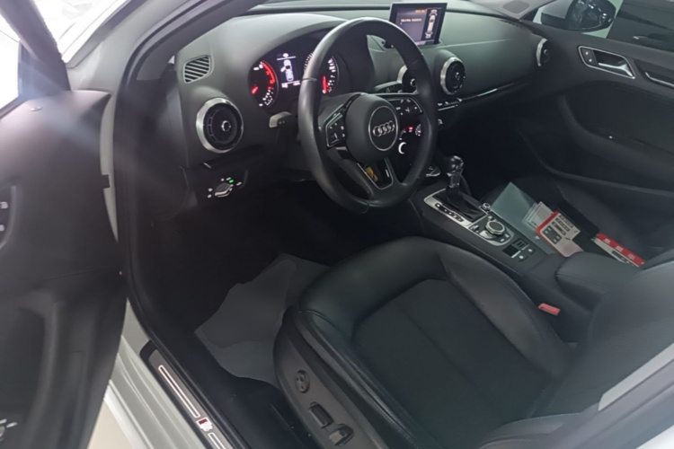 Audi A3 2019 #15 Audi A3 2019 car image #15