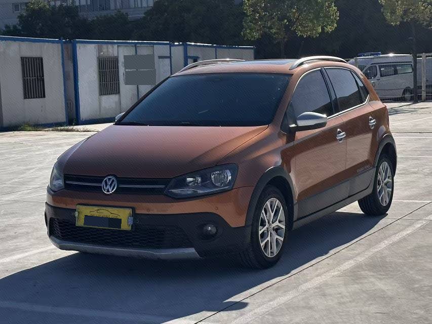 Volkswagen Polo 2016 car image 