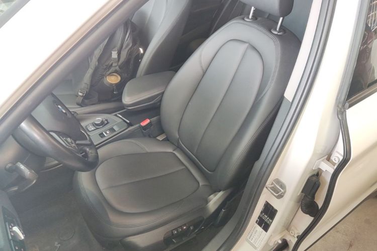 BMW X1 2017 immagine di auto #15