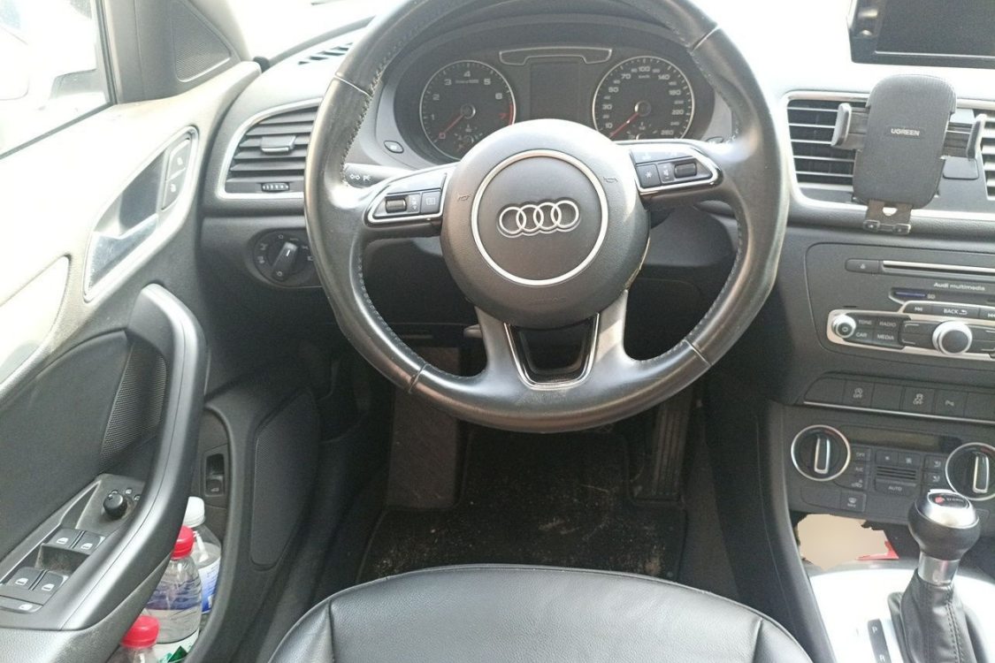 Audi Q3 2016 image de voiture #22