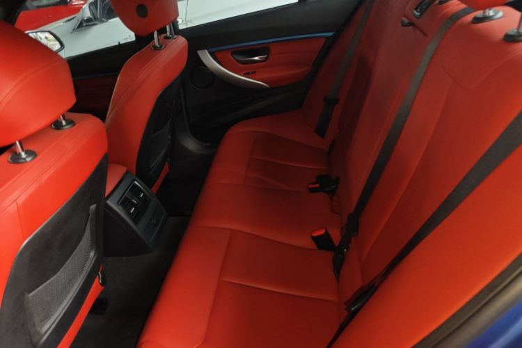 BMW 3 Series 2019 #15 BMW 3 Series 2019 car image #15
