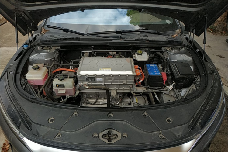 BYD Han 2022 immagine di auto #20
