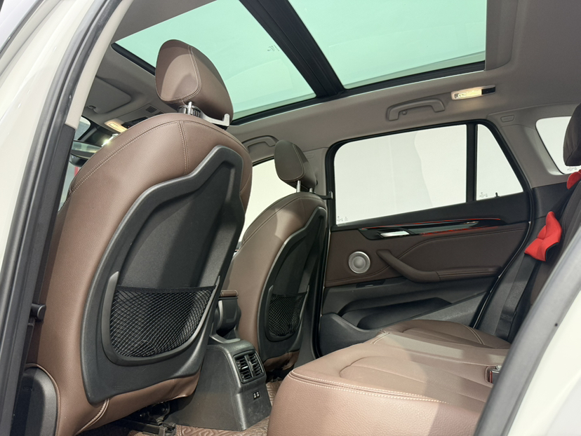 BMW X1 2023 #13 BMW X1 2023 صورة سيارة #13