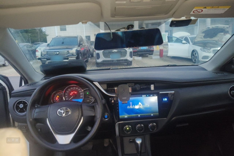 Toyota Corolla 2019 image de voiture #11