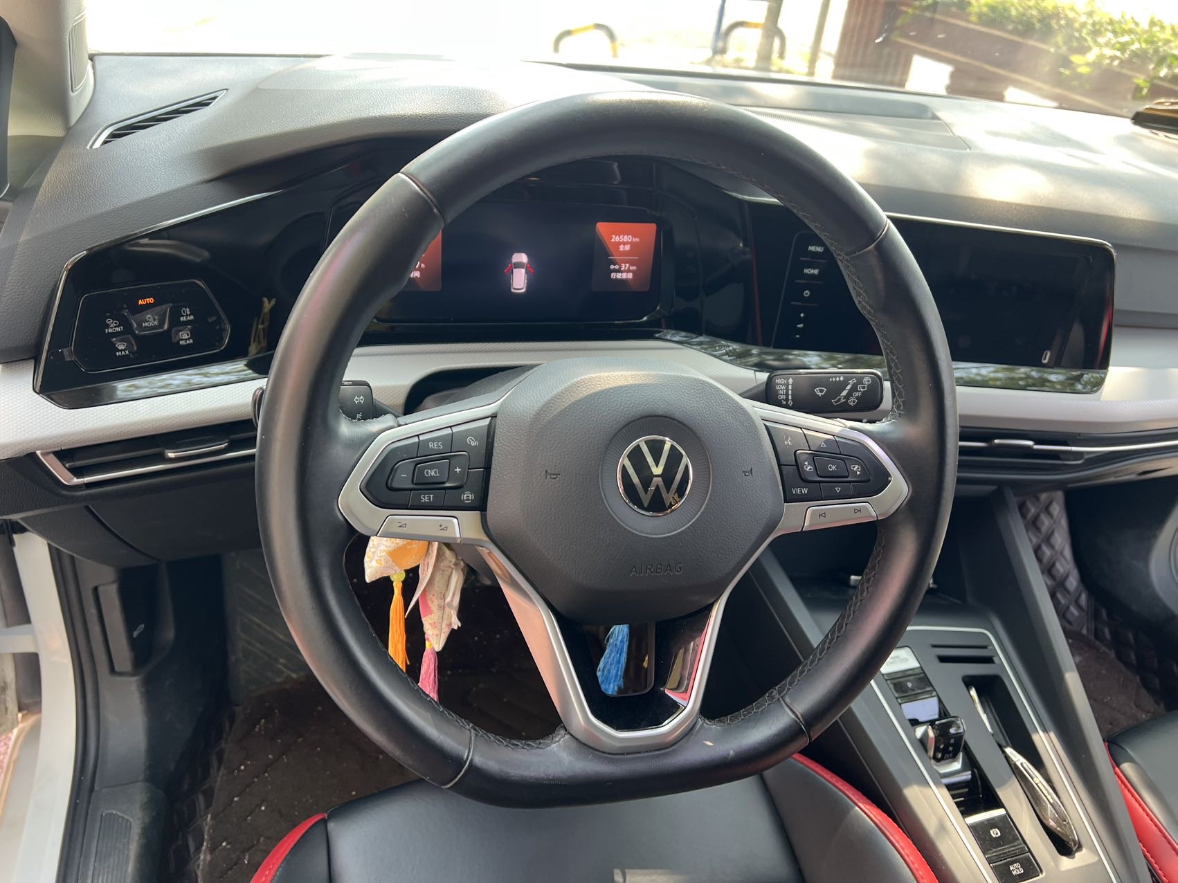 Volkswagen Golf 2020 car image #9