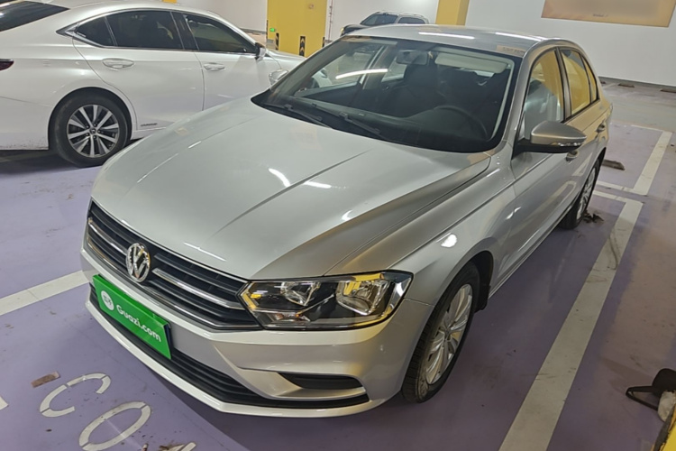 Volkswagen Bora 2019 car image #2