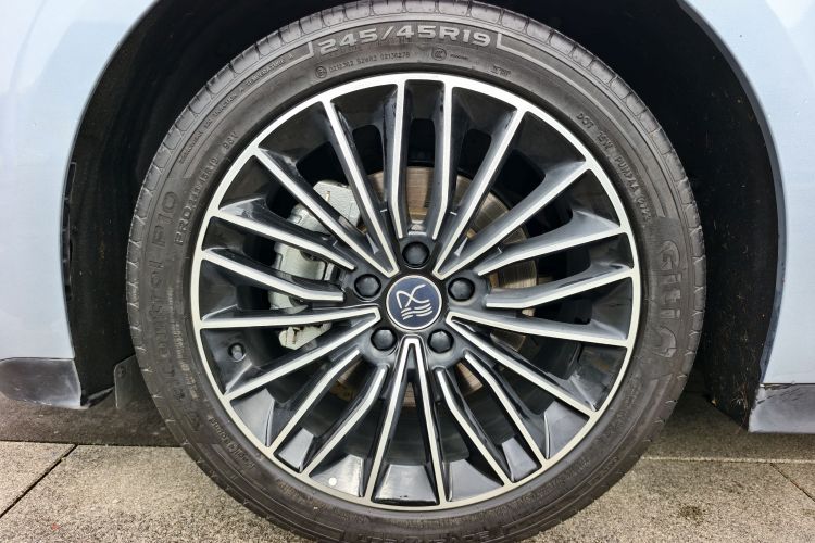 BYD Han 2023 car image #6