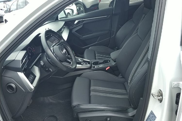 Audi A3 2024 car image #19