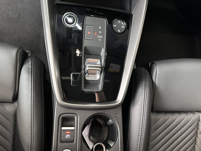 Audi A3 2023 car image #4