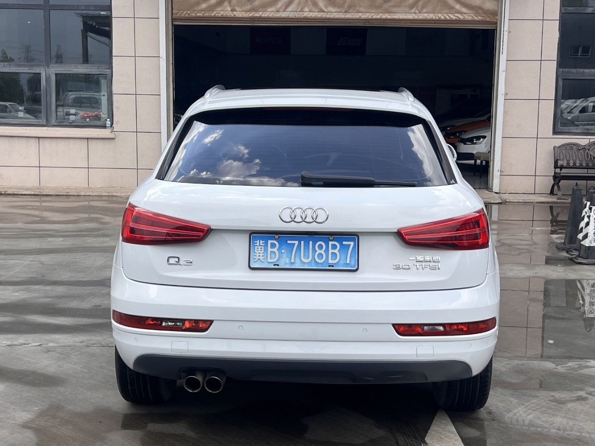 Audi Q3 2017 صورة سيارة #9