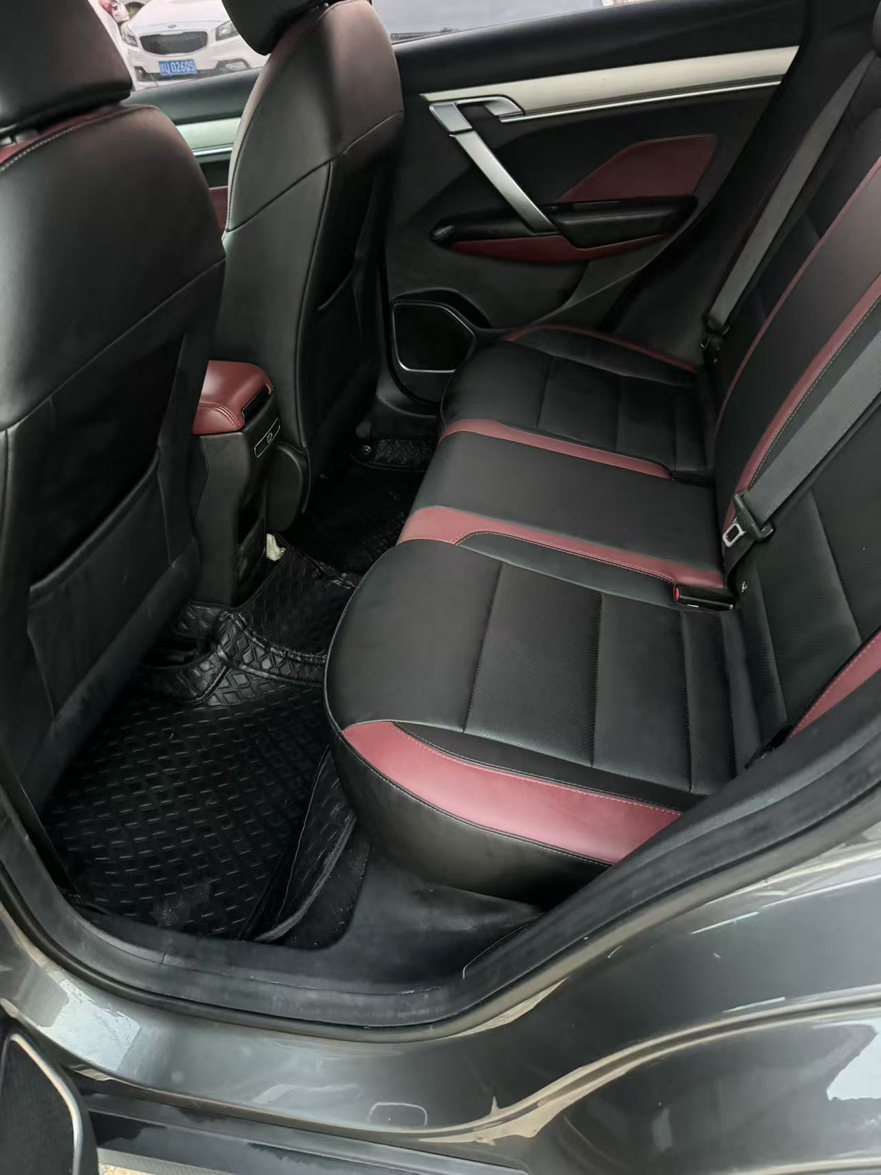 GEELY Coolray 2023 car image #3