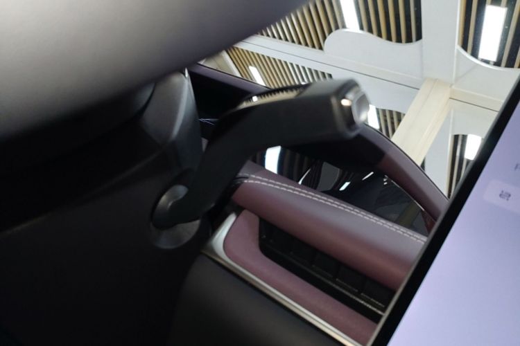 MI SU7 2025 car image #14