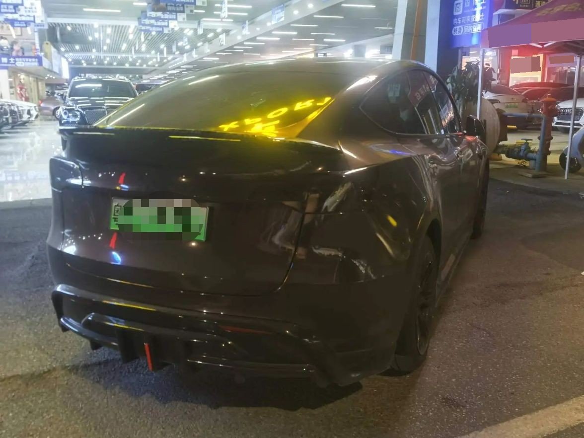 Tesla Model Y 2023 image de voiture #5