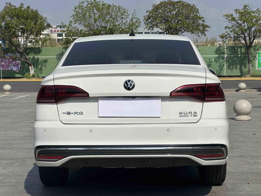 Volkswagen Bora 2022 car image #8