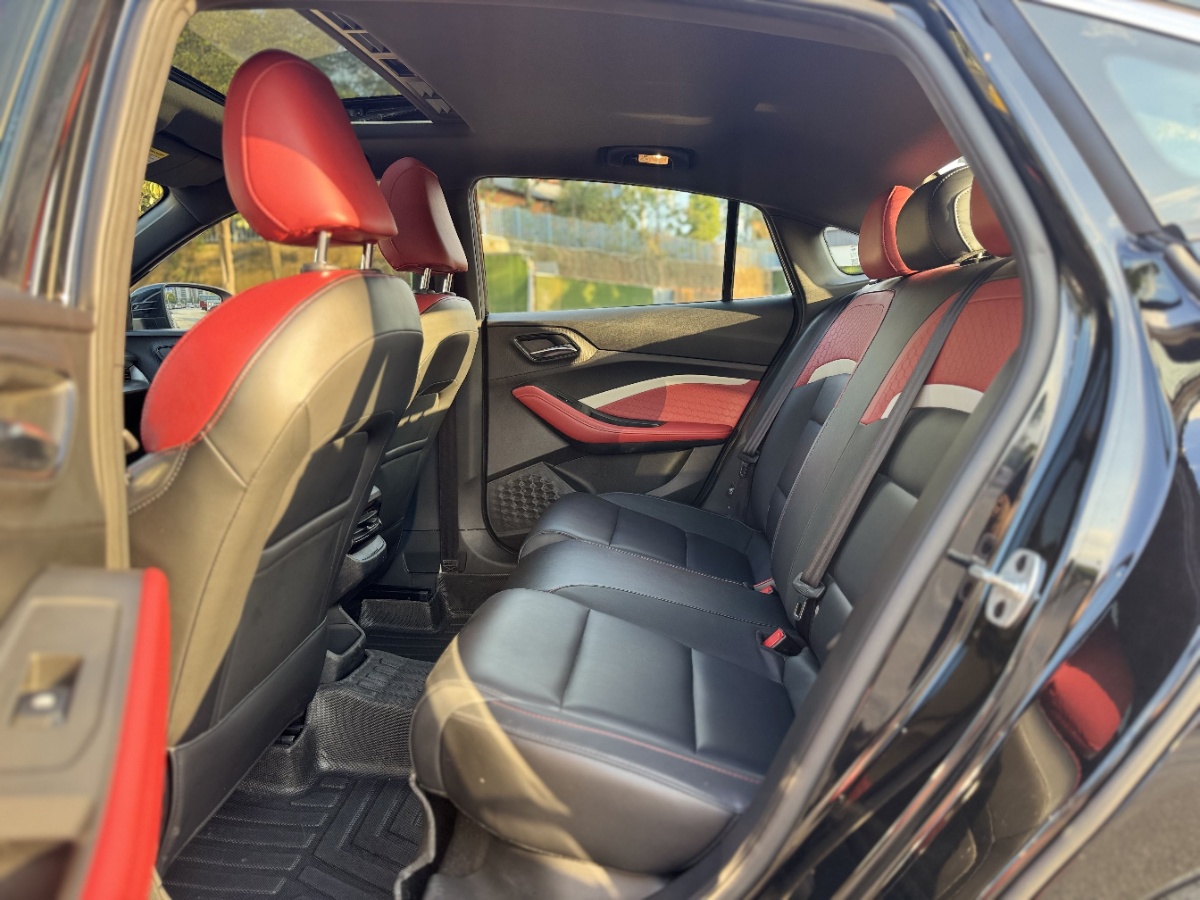 MG 5 2023 imagen de coche #6
