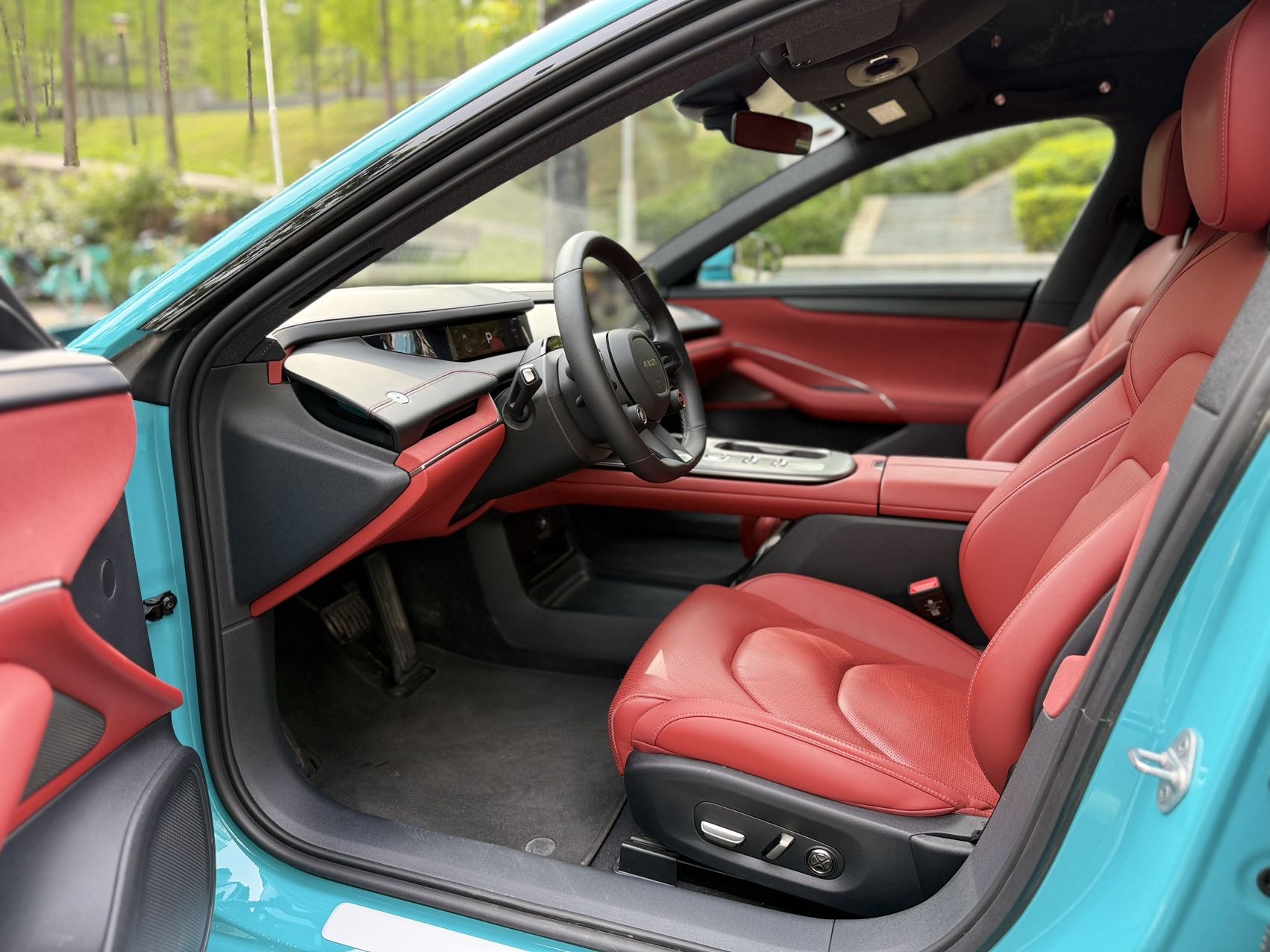 MI SU7 2025 car image #6