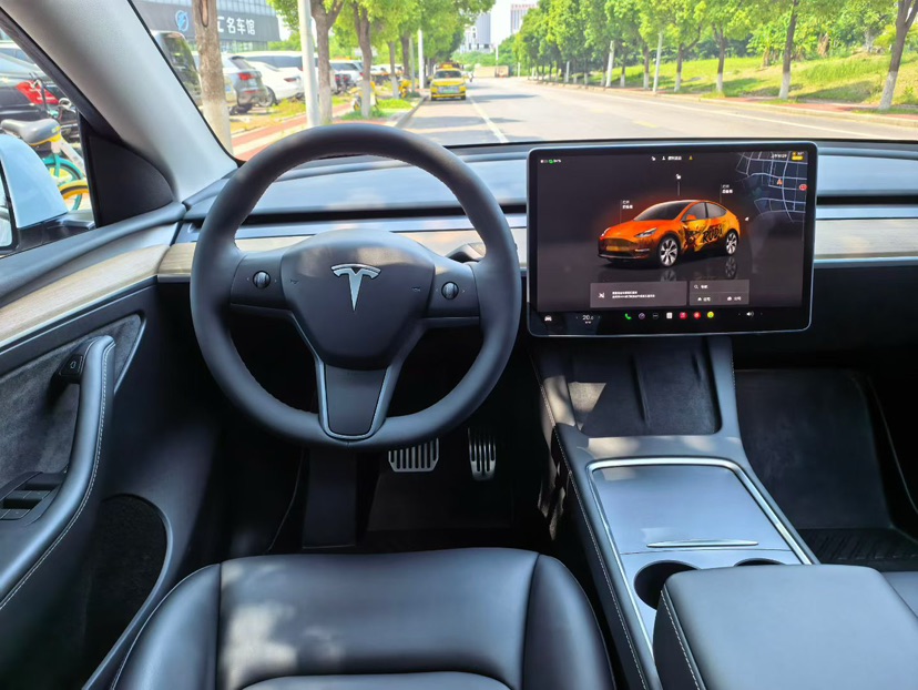 Tesla Model Y 2022 #7 Tesla Model Y 2022 car image #7