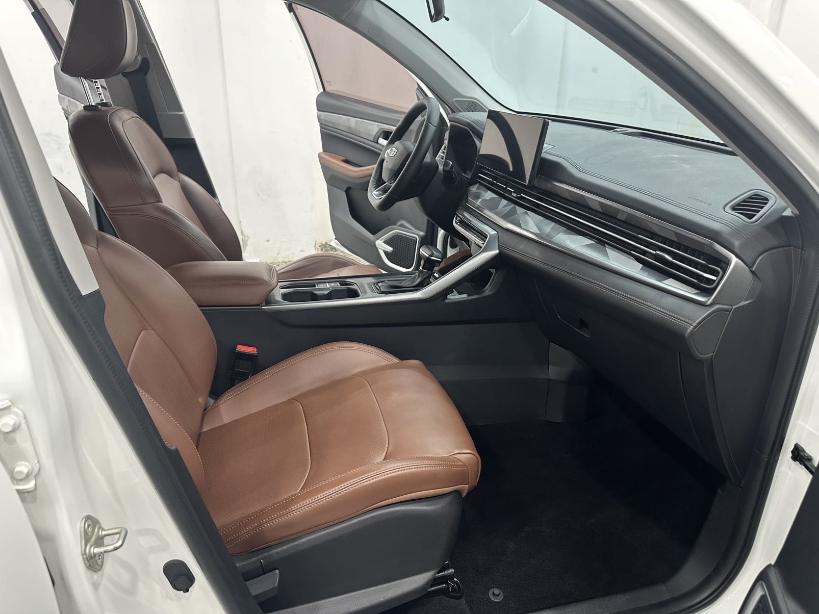 GEELY Vision X6 2022 image de voiture #4