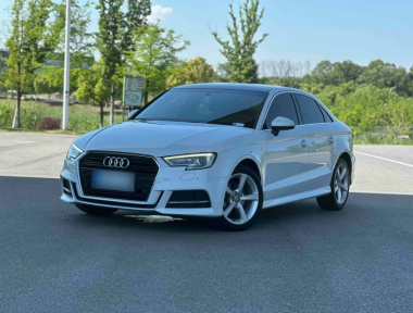 Audi A3 2018 image de voiture 