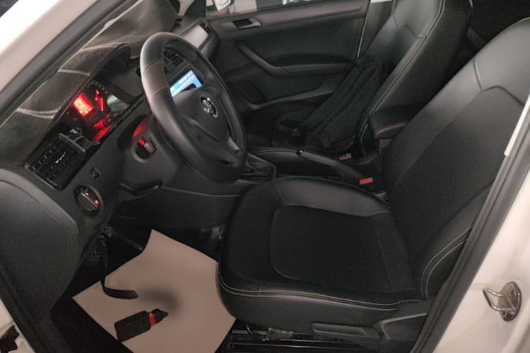 Volkswagen Santana 2019 #15 Volkswagen Santana 2019 car image #15