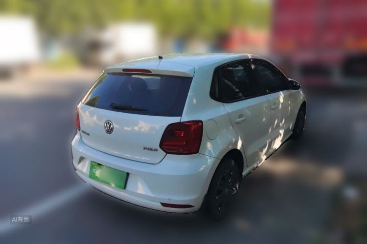 Volkswagen Polo 2015 car image #7