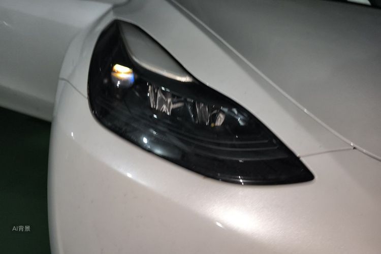 Tesla Model Y 2021 #8 Tesla Model Y 2021 car image #8