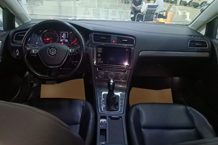 Volkswagen Golf 2019 #10 Volkswagen Golf 2019 car image #10