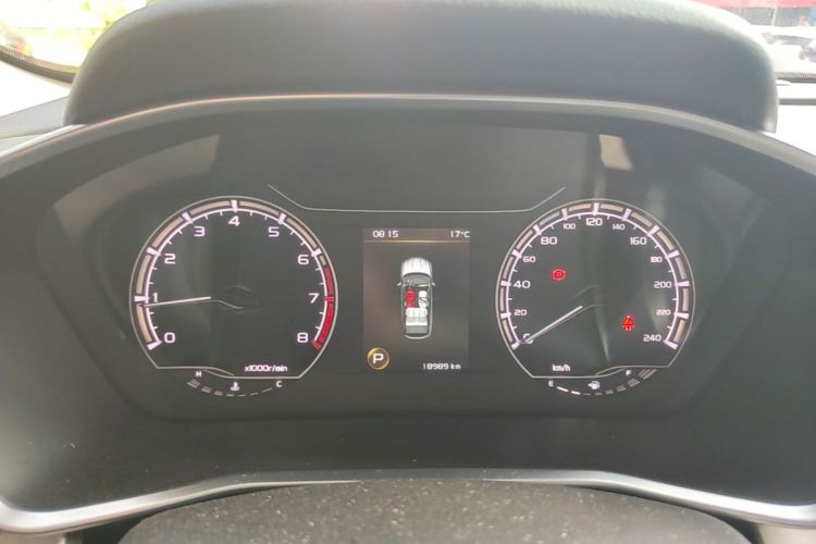 GEELY Coolray 2022 immagine di auto #12