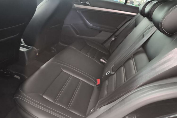 Volkswagen Lavida 2023 car image #13