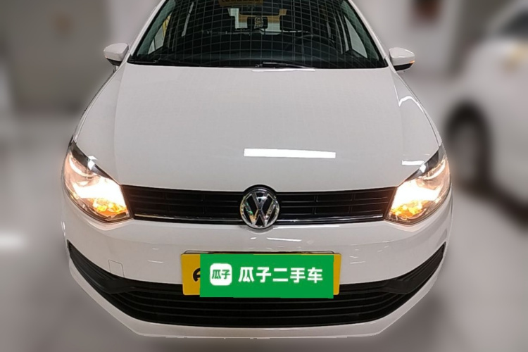 Volkswagen Polo 2018 car image #3