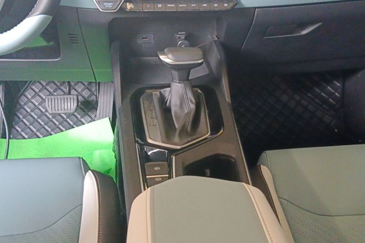 GEELY Emgrand S 2023 #14 GEELY Emgrand S 2023 immagine di auto #14