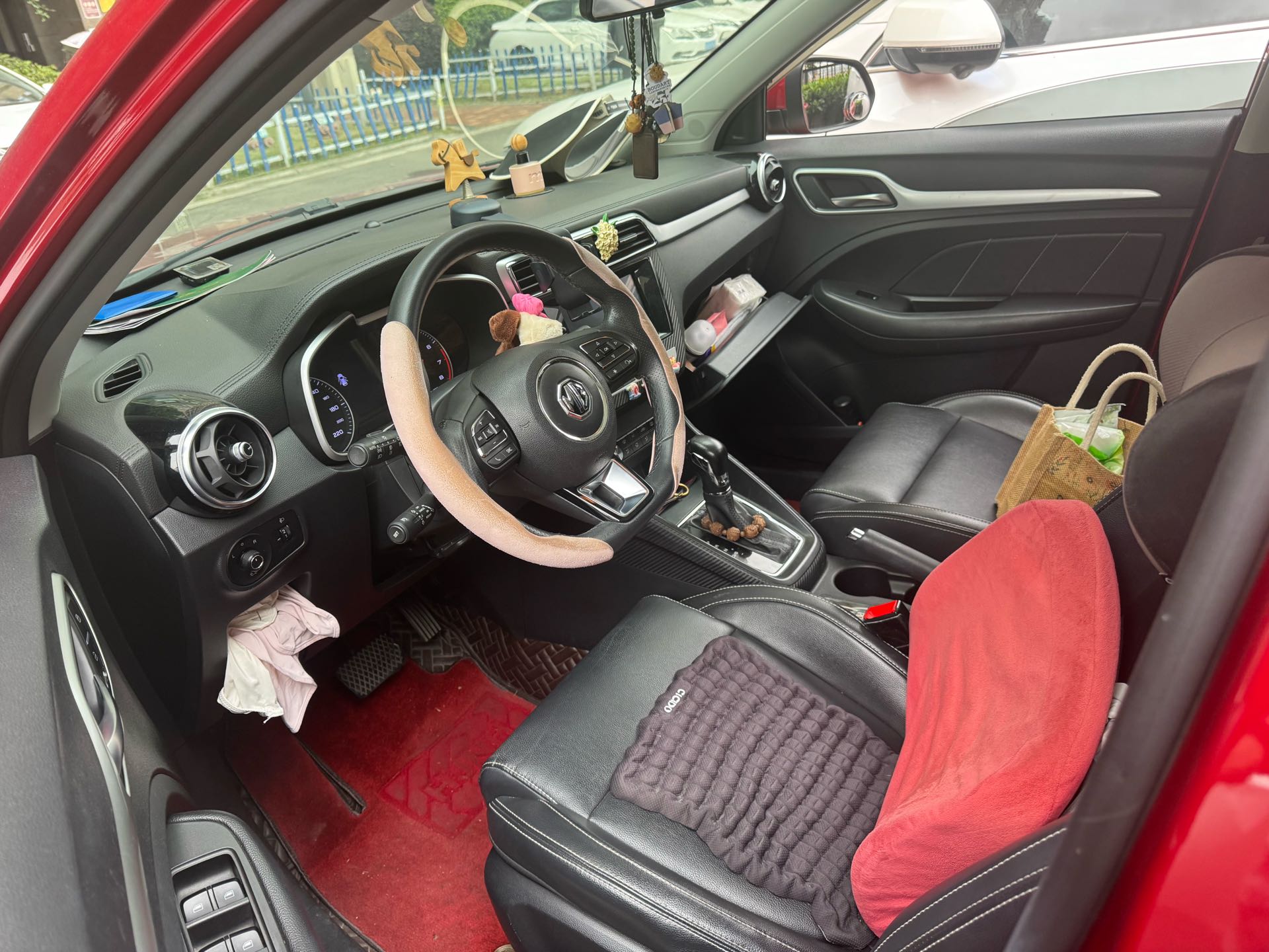 MG ZS 2018 immagine di auto #3