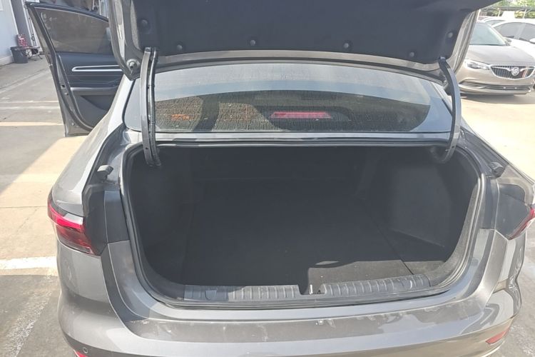GEELY Emgrand 2023 #19 GEELY Emgrand 2023 car image #19