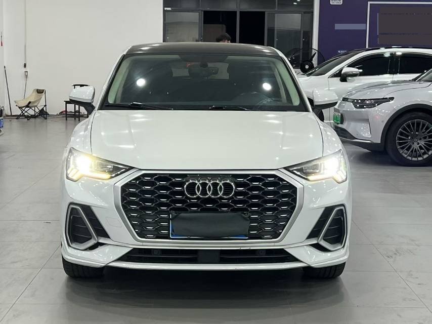 Audi Q3 Sportback 2020 car image #2