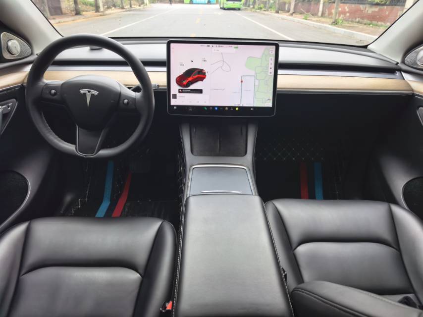 Tesla Model Y 2021 #9 Tesla Model Y 2021 immagine di auto #9
