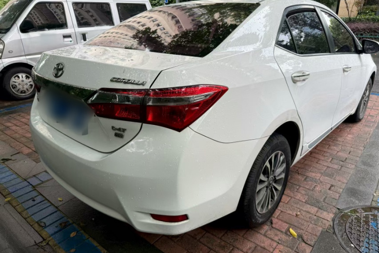 Toyota Corolla 2017 #8 Toyota Corolla 2017 car image #8