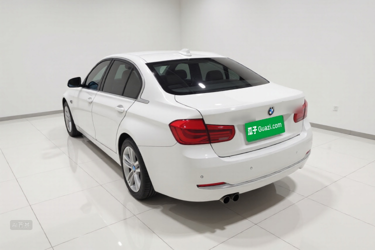 BMW 3 Series 2017 #5 BMW 3 Series 2017 car image #5
