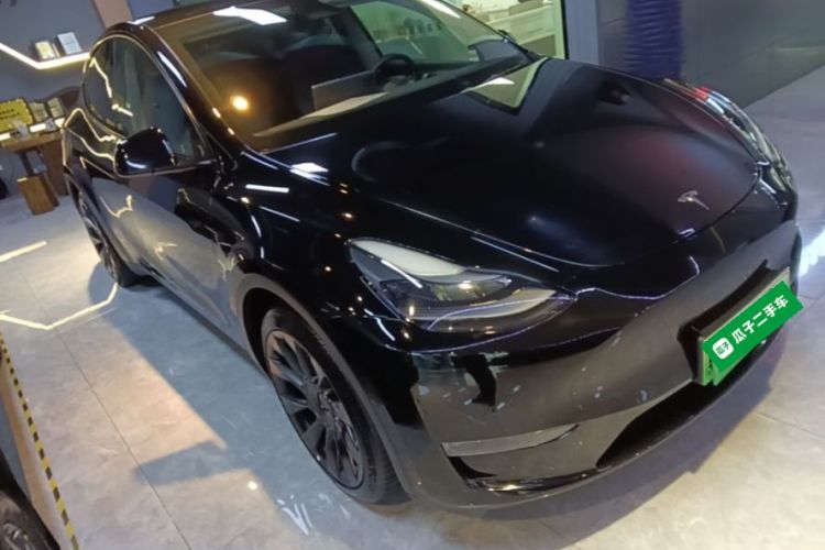 Tesla Model Y 2021 #4 Tesla Model Y 2021 car image #4