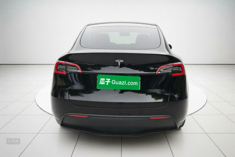 Tesla Model Y 2023 #6 Tesla Model Y 2023 car image #6
