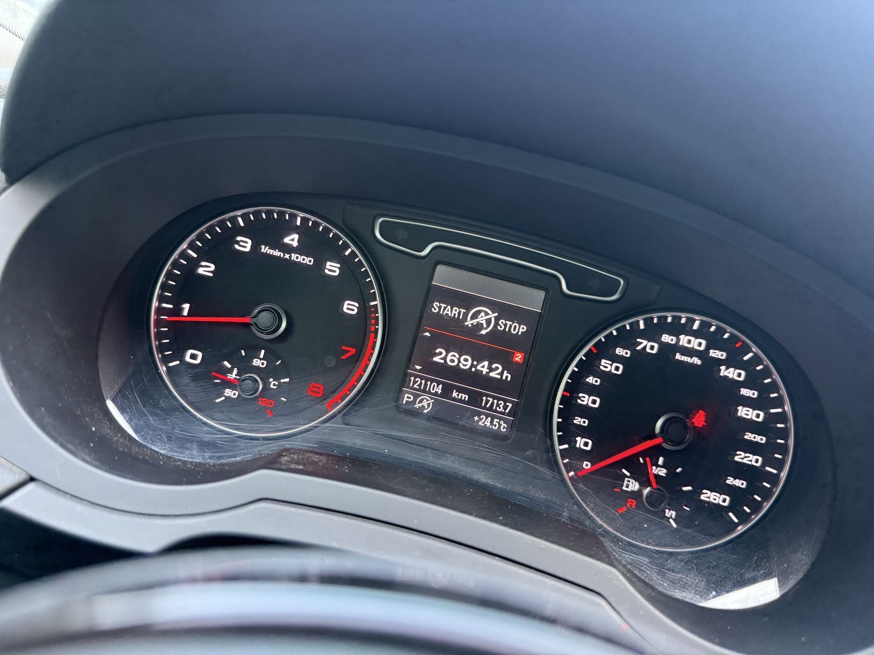 Audi Q3 2015 immagine di auto #9